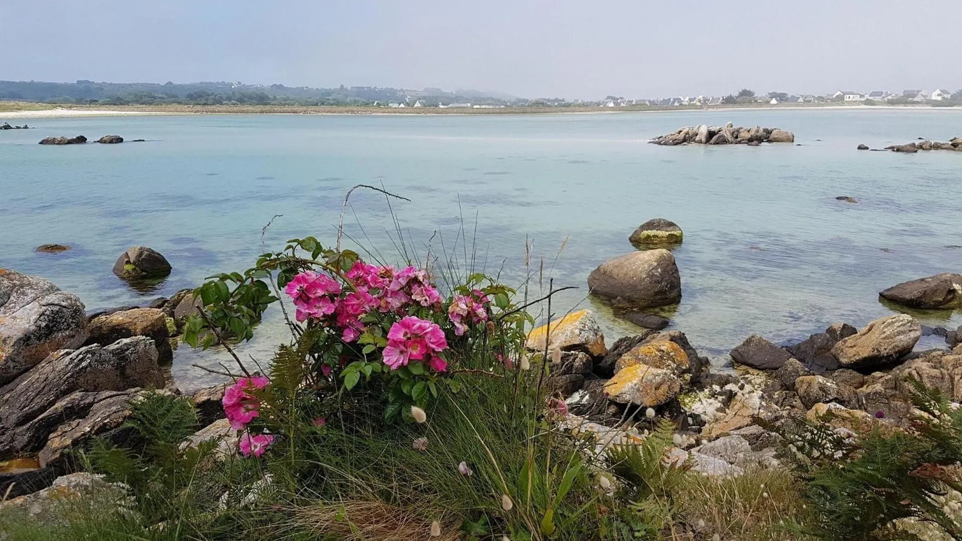 Charming Holiday Home In A Top Location By The Sea Guissény