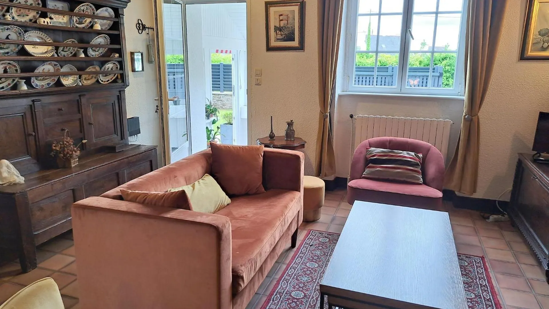 Charming Holiday Home In A Top Location By The Sea Guissény 0*,  프랑스