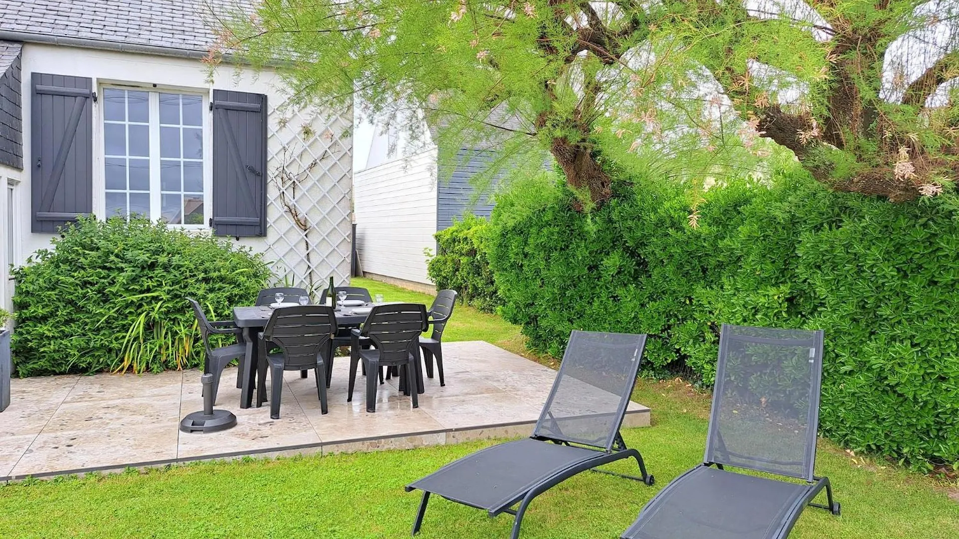 Charming Holiday Home In A Top Location By The Sea Guissény 0*,  프랑스
